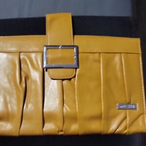 Miche Vivian Mustard Yellow